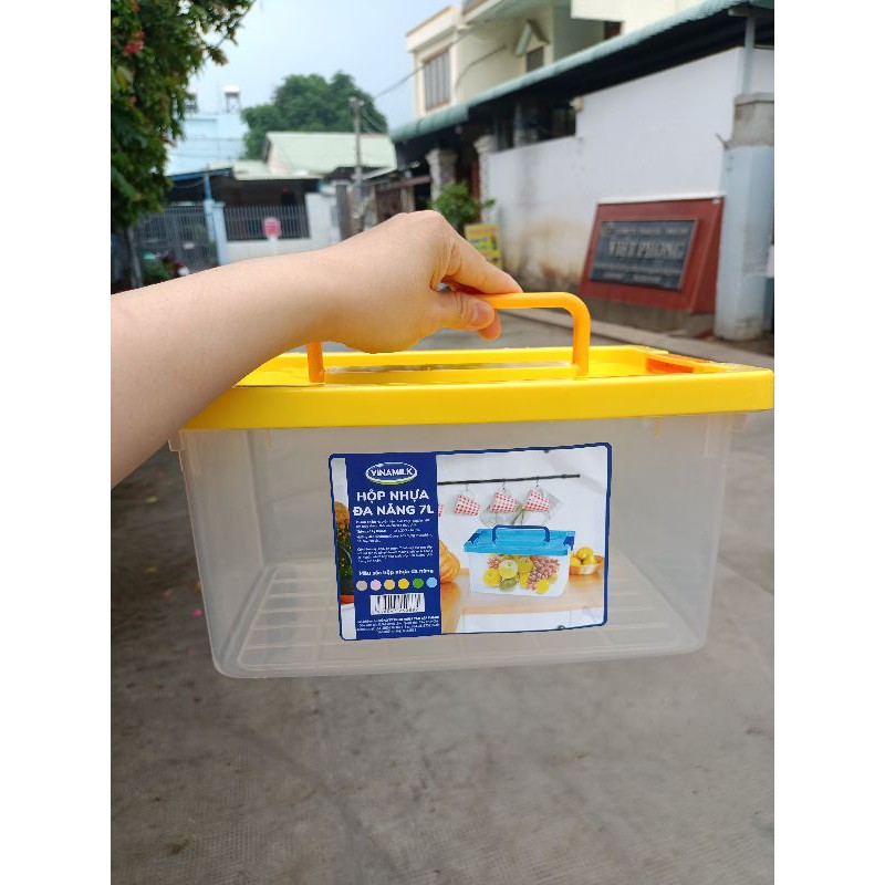 HỘP NHỰA NẮP GÀI 7 LÍT QUÀ TẶNG TỪ VINAMILK. | BigBuy360 - bigbuy360.vn