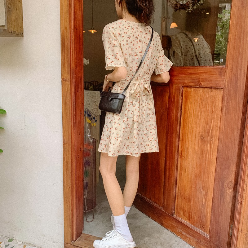 Đầm vintage hoa nhí ngắn tay cổ tim phong cách ulzzang Hàn Quốc V31 - Peyy Clothing