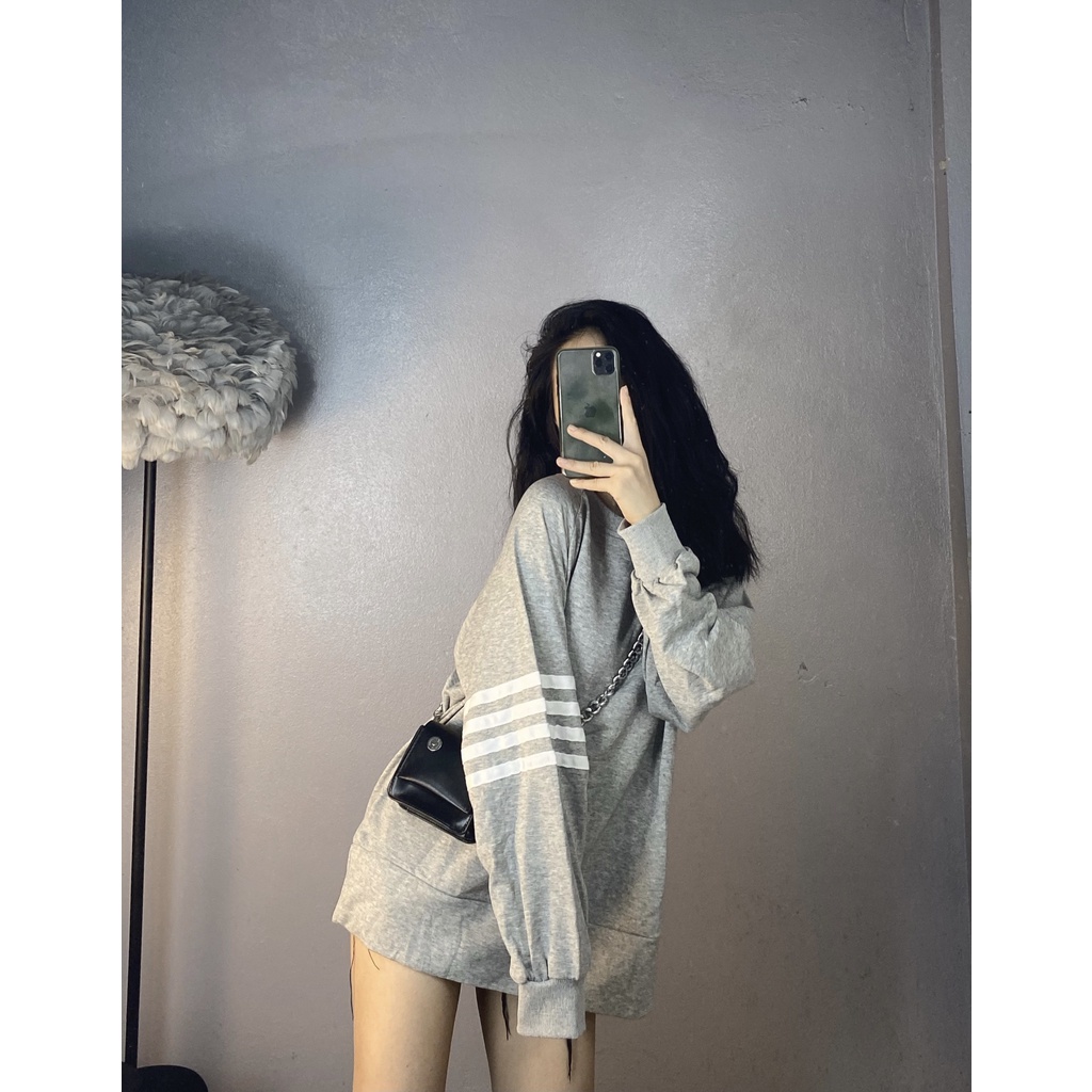 [Ảnh Thật] Áo Thun Nỉ Da Cá Dài Tay Unisex 1 Bên Tay Kẻ 2 Màu Xám/Trắng | BigBuy360 - bigbuy360.vn