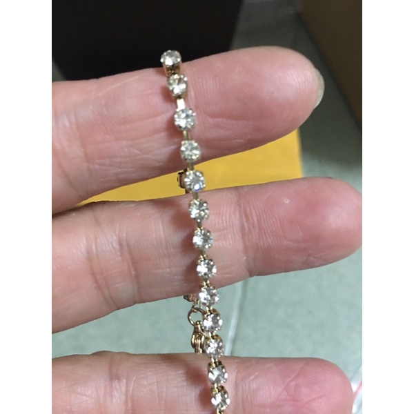 Lắc tay phun đá trắng sáng đẹp si tuyển Nhật