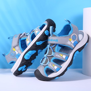 Giày sandal cho bé trai Bobdog siêu nhẹ và êm chân với kiểu mũi bít cho bé 5 đến 12 tuổi