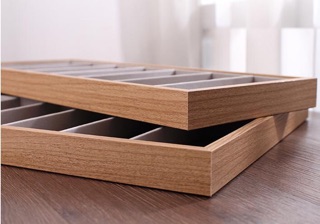Khay đựng mắt kính cao cấp
