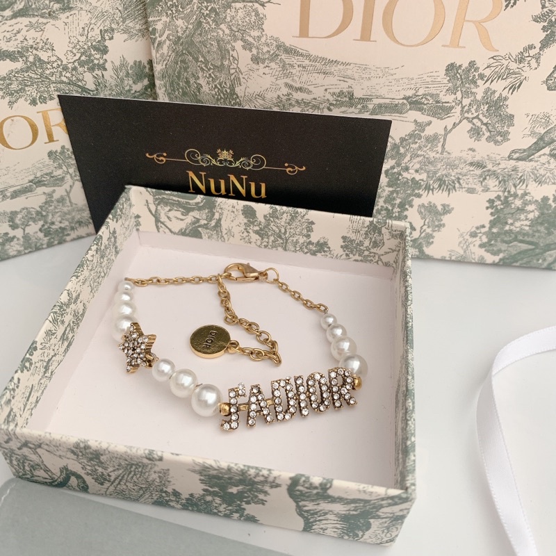 vòng cổ xinh ( hình thật bên cạnh)