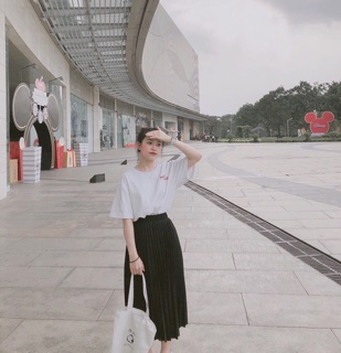 Chân váy xếp ly
