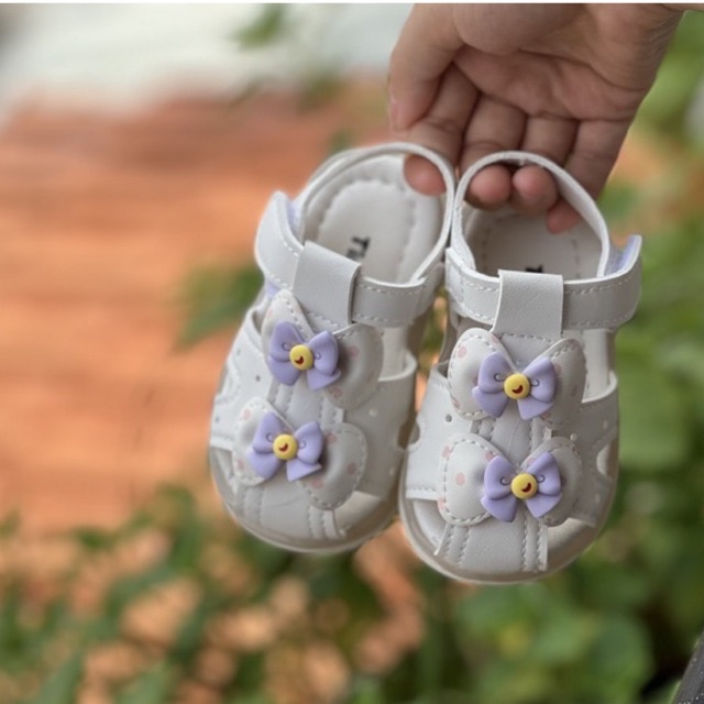 Giày sandal quai hậu tập đi cho bé gái từ 9 tháng đến 4 tuổi có đèn Ankids 9564