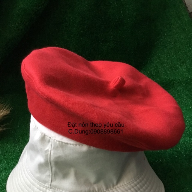 Mũ  nồi beret đỏ