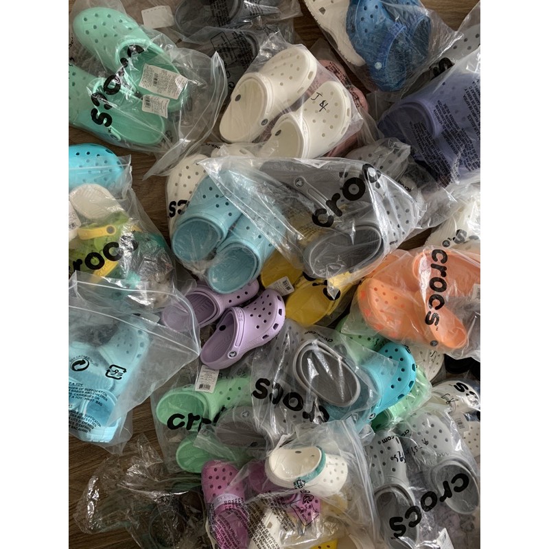 Dép Crocs xuất dư chính hãng