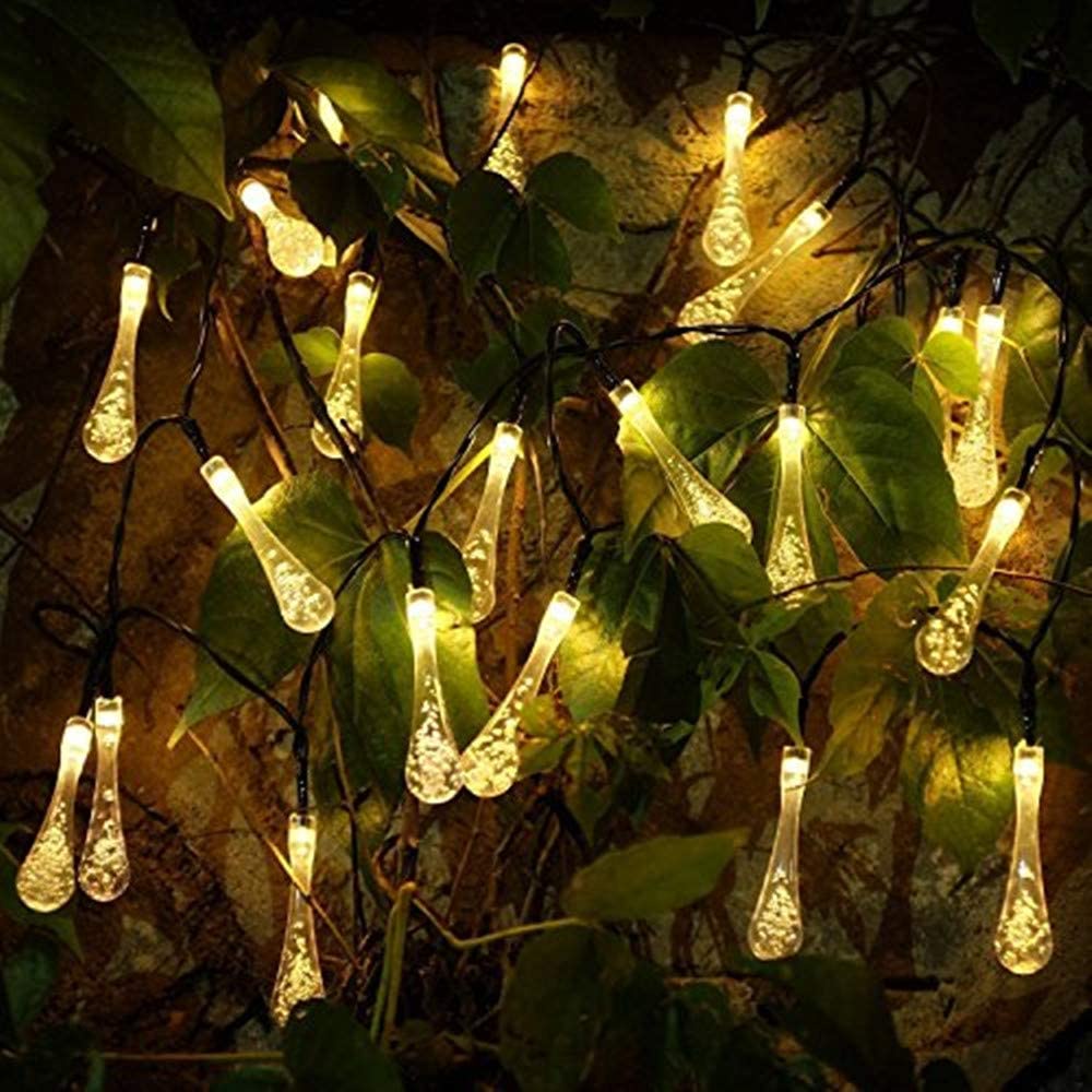 Đèn năng lượng mặt trời led dây 60 bóng hình giọt nước 11m 8 kiểu nháy có điều khiển