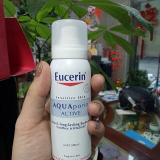 Xịt khoáng dưỡng da Eucerin