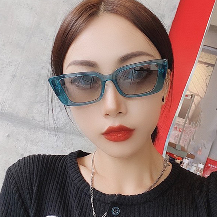 Kính mát gọng chữ nhật phong cách retro Hàn Quốc cho nữ
