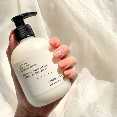 [VERBENA LINN] Body Lotion Verbena Linn Silky Skin 250ml - sữa dưỡng thể toàn thân | BigBuy360 - bigbuy360.vn