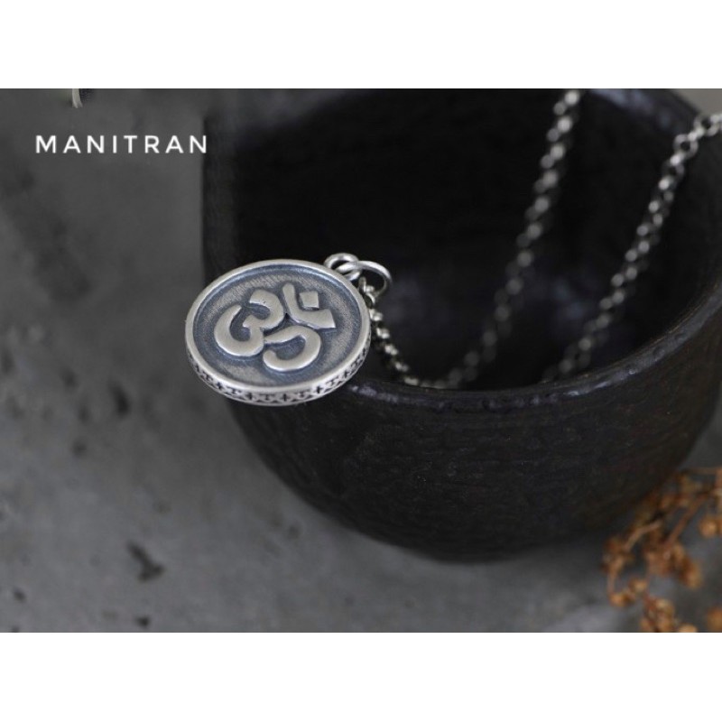 Mặt dây chuyền Bạc chữ Om