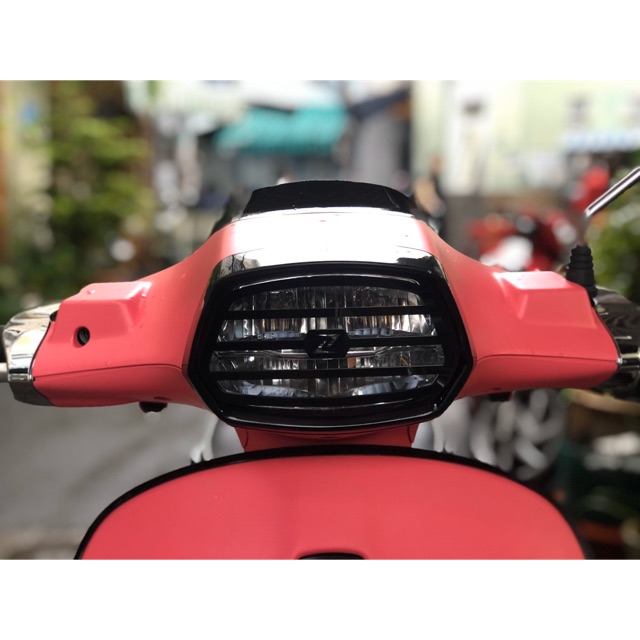 ỐP ( CHỤP ) ĐÈN PHA DÀNH CHO VESPA SPRINT