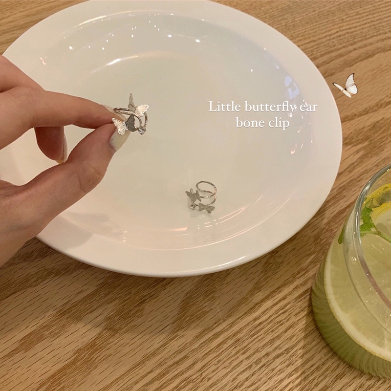 YEEZII Bông Tai Bạc Hình Bướm Đính Kim Cương Không Gây Dị Ứng Thời Trang Cho Nữ