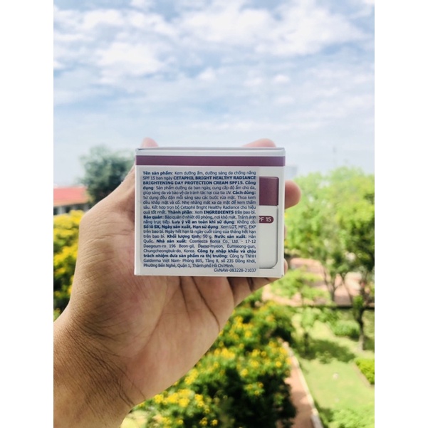 Kem dưỡng ẩm và chống nắng làm sáng da ban ngày Cetaphil Bright Healthy Radiance Day Cream SPF15 50g