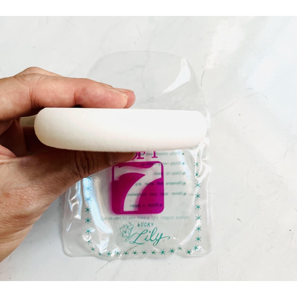 Bông phấn trang điểm kem nền, phấn nước Lily Soft 7