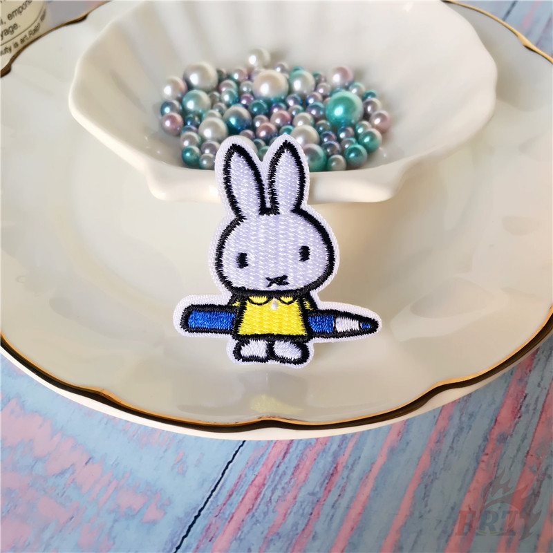 1 Sticker Ủi Thêu Hình Thỏ Hoạt Hình