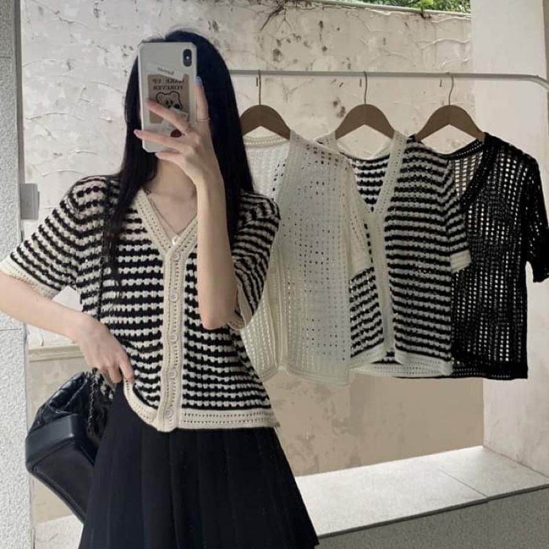 Áo len đan cổ V tay lỡ kẻ sọc ngang