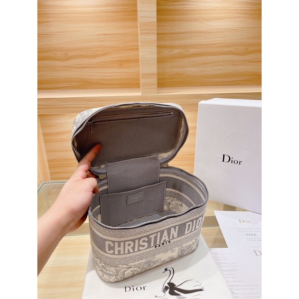 Túi xách diỏr cốp hàng thêu sz 23 order trung