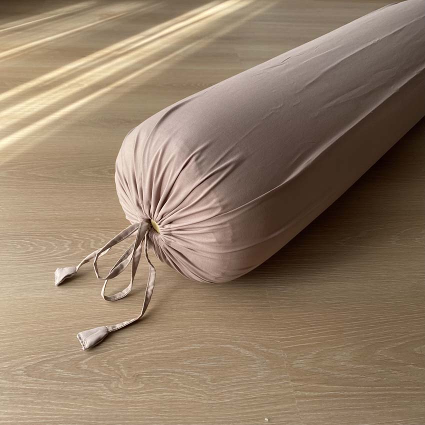 Vỏ gối ôm Cotton Tici trơn một màu theo bộ ga giường cỡ 35x100cm có dây buộc