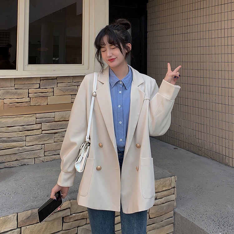 Áo khoác blazer nam nữ dáng dài form rộng màu be vàng kiểu dáng trẻ trung năng động phong cách Hàn Quốc
