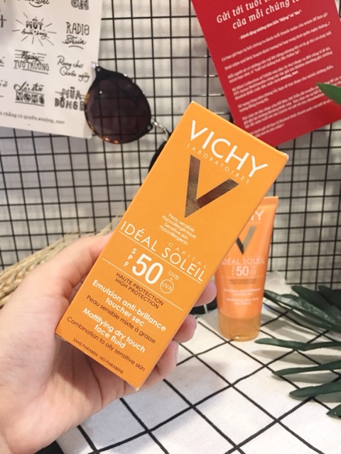 Kem chống nắng vichy emulsion spf 50