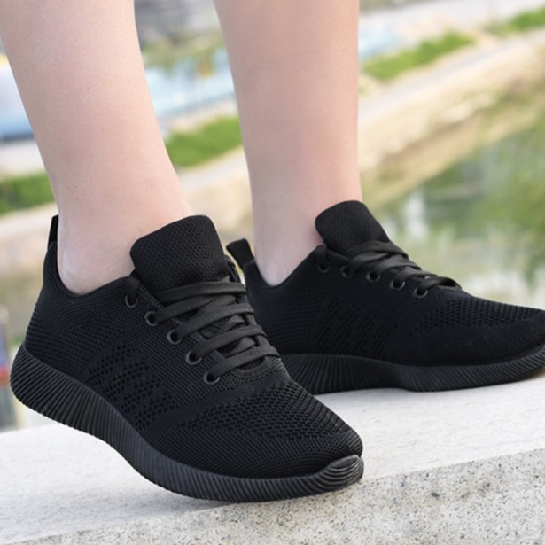 Giày Thể Thao Nữ sneakers Thoáng khí ôm chân chống trơn nhẹ mềm êm thời trang hd15