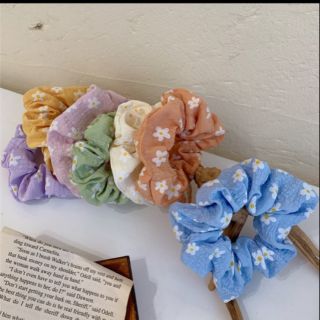 Cột tóc vải scrunchies Hàng mới về siêu xinh. 🌸🌸🌸🌸