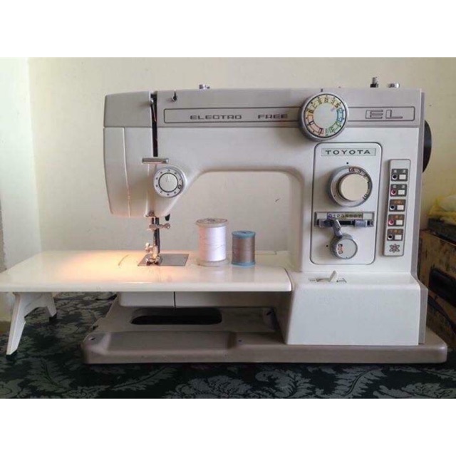 Máy Bán Công Nghiệp Toyota ELECTRO FREE, hàng nội địa Nhật