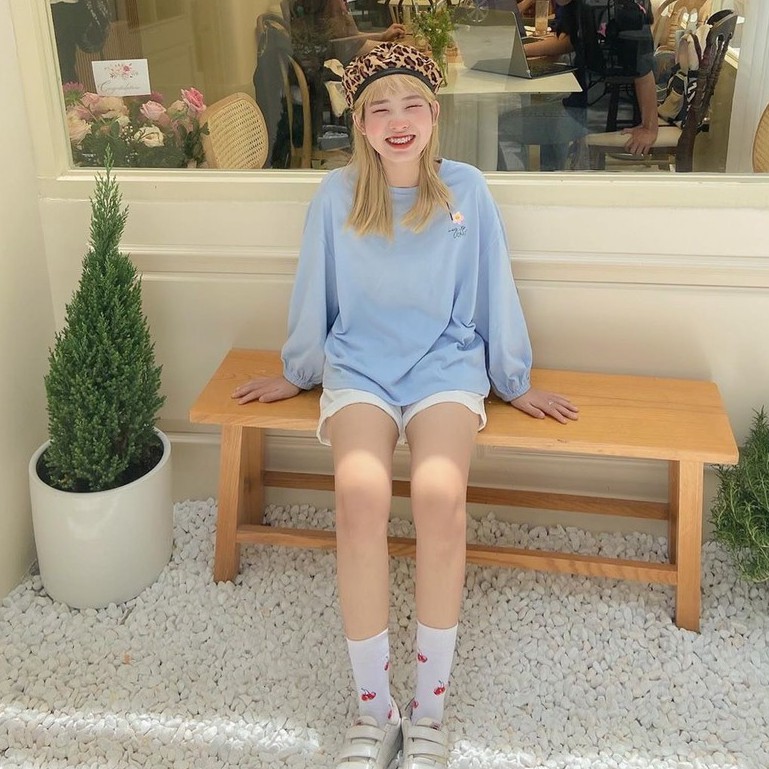 ÁO SWEATER TAY PHỒNG THÊU HOA CÚC KIỂU DÁNG ÁO THUN NỈ TAY CHUN HOA XANH ULZZANG HOT HIT | BigBuy360 - bigbuy360.vn