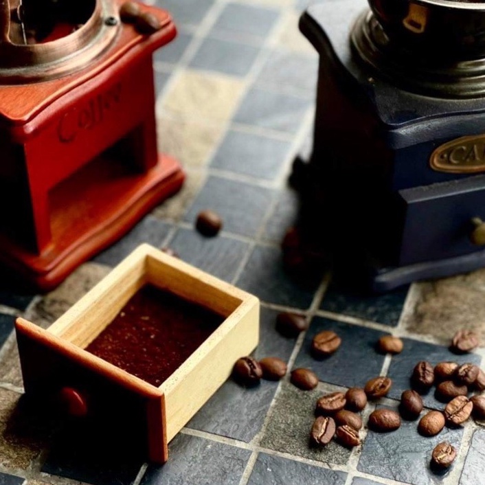 ĐẮNG NHẸ, CHUA THANH THƠM TRÁI CÂY - Cà Phê Arabica Cao Cấp Pha phin 100% nguyên chất, Ngon, Rang xay mộc từ AMOR COFFEE