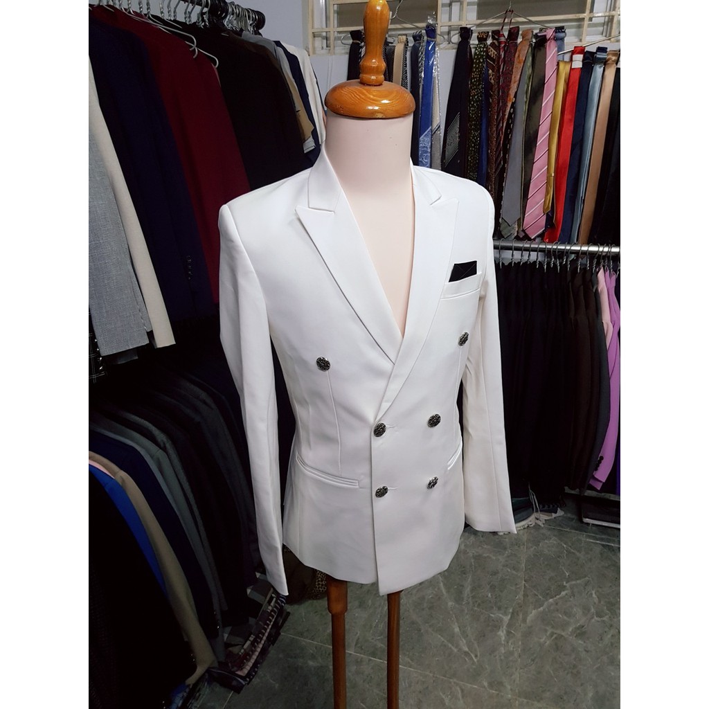 Bộ vest nam ôm body 6 nút màu trắng lịch lãm + cà vạt kẹp