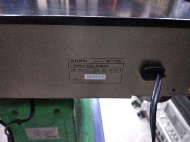 Đầu cd sony 950