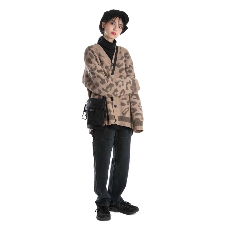 Áo cardigan len hoạ tiết da báo phong cách Unisex - leopard CARDIGAN