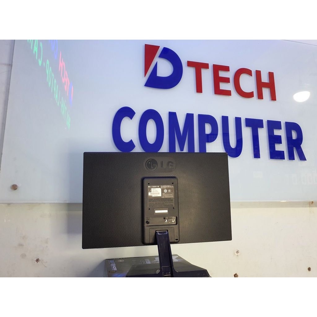 Màn Hình Máy Tính LG 20 inch văn phòng sạch đẹp