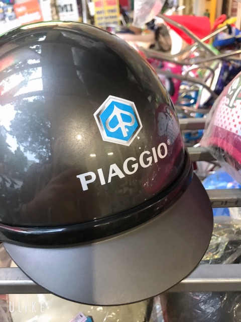 Mũ bảo hiểm vespa PIAGGIO chính hãng &gt;ảnh shop chụp ( Khách lưu ý hàng chính hãng giá tốt)