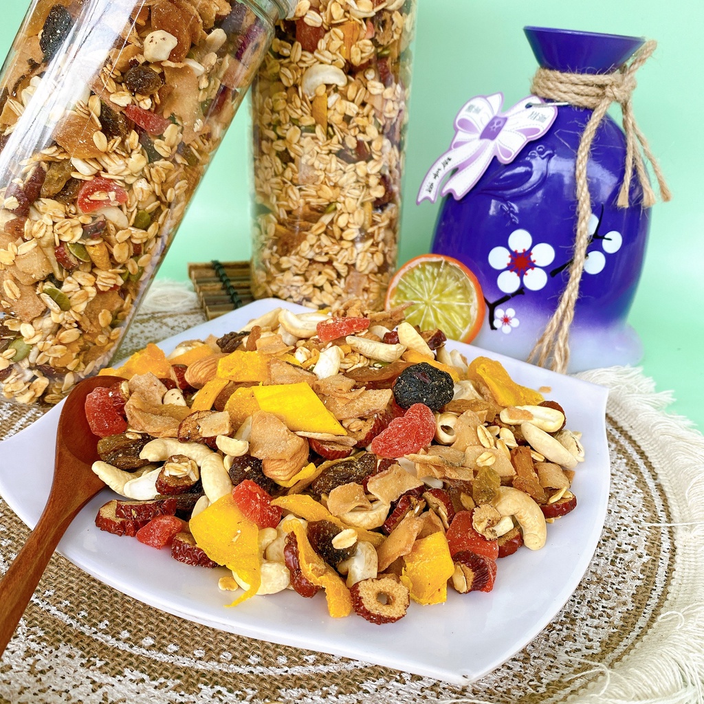 Ngũ cốc Granola mix siêu hạt, Ngũ cốc giảm cân, ăn kiêng, thơm ngon rất dễ ăn kiêng, trọng lượng 530g