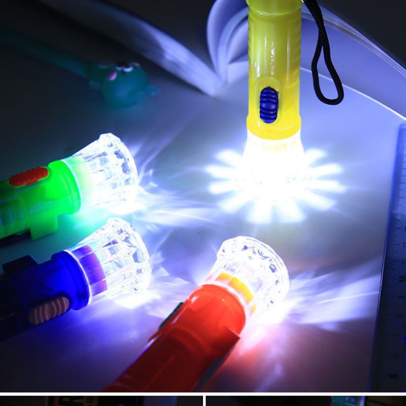 Đèn pin LED mini chiếu sáng cho bé