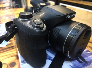 Máy ảnh sony H300