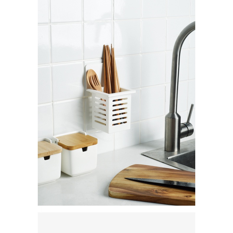 Rổ đựng đũa dán tường tiện lợi