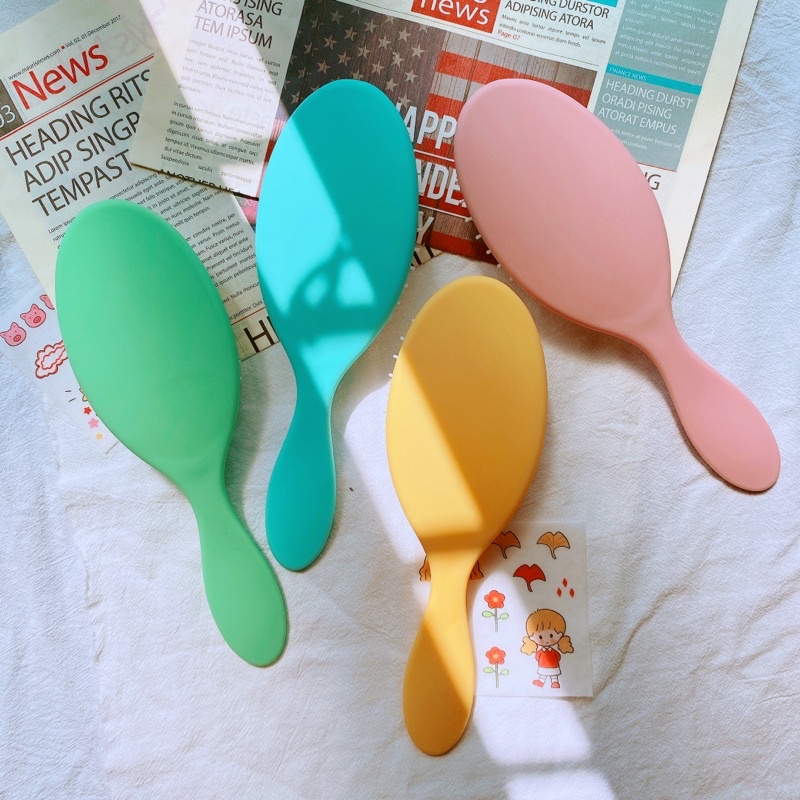 Lược Chải Tóc/ Lược Gỡ Rối Chống Tích Điện Màu Sắc Dễ Thương