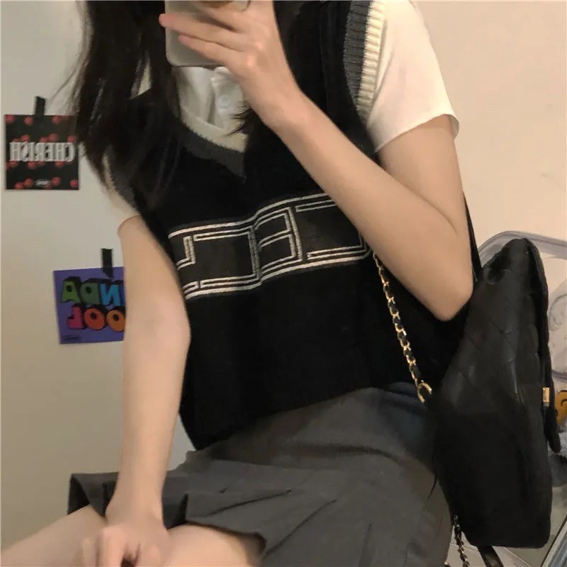 ÁO GILE DÁNG NGẮN HOẠ TIẾT BASIC