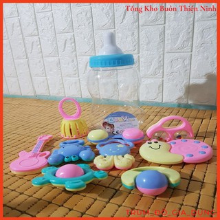 BỘ ĐỒ CHƠI XÚC XẮC BÌNH BÚ 9 MÓN CHO BÉ