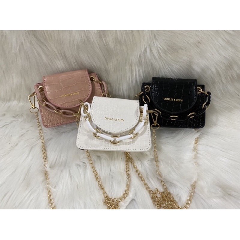 [Mã WAMT2405 giảm 10k đơn 0k] túi cnk mini siêu xinh ! phong cách tre trung , bản hot hòn họt 2020 | BigBuy360 - bigbuy360.vn