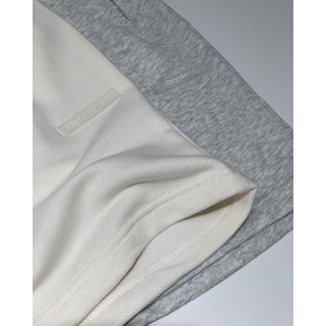 Quần short nỉ Ozy