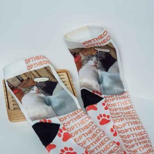 Tất vớ dệt kim in theo yêu cầu, hình đẹp, logo sắc nét, bền màu hàng thể thao