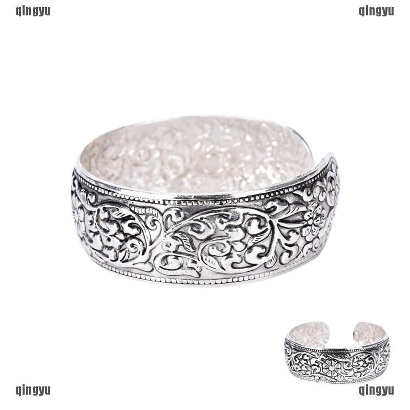 Vòng Tay Bạc Tây Tạng Chạm Khắc Hoa May Mắn