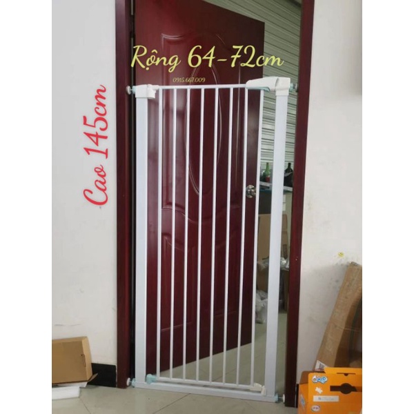 Chắn cửa cao 1m45 rộng 67-74cm KHÔNG khoan tường