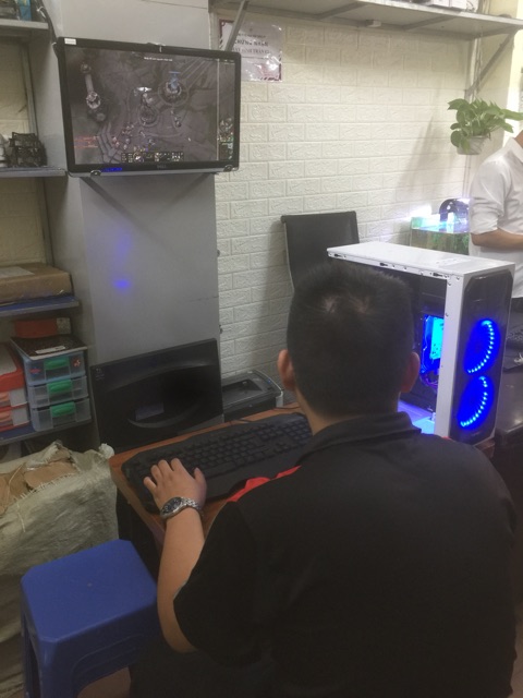 Case chơi các loại game  Cpu i5 4570+ ram 16g+ cạc gtx 1050+ ssd 120g + nguồn 400w+ vỏ led khủng