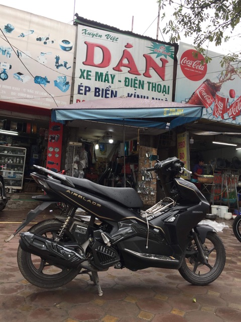 Ốp hông các bon xe air blade 2020